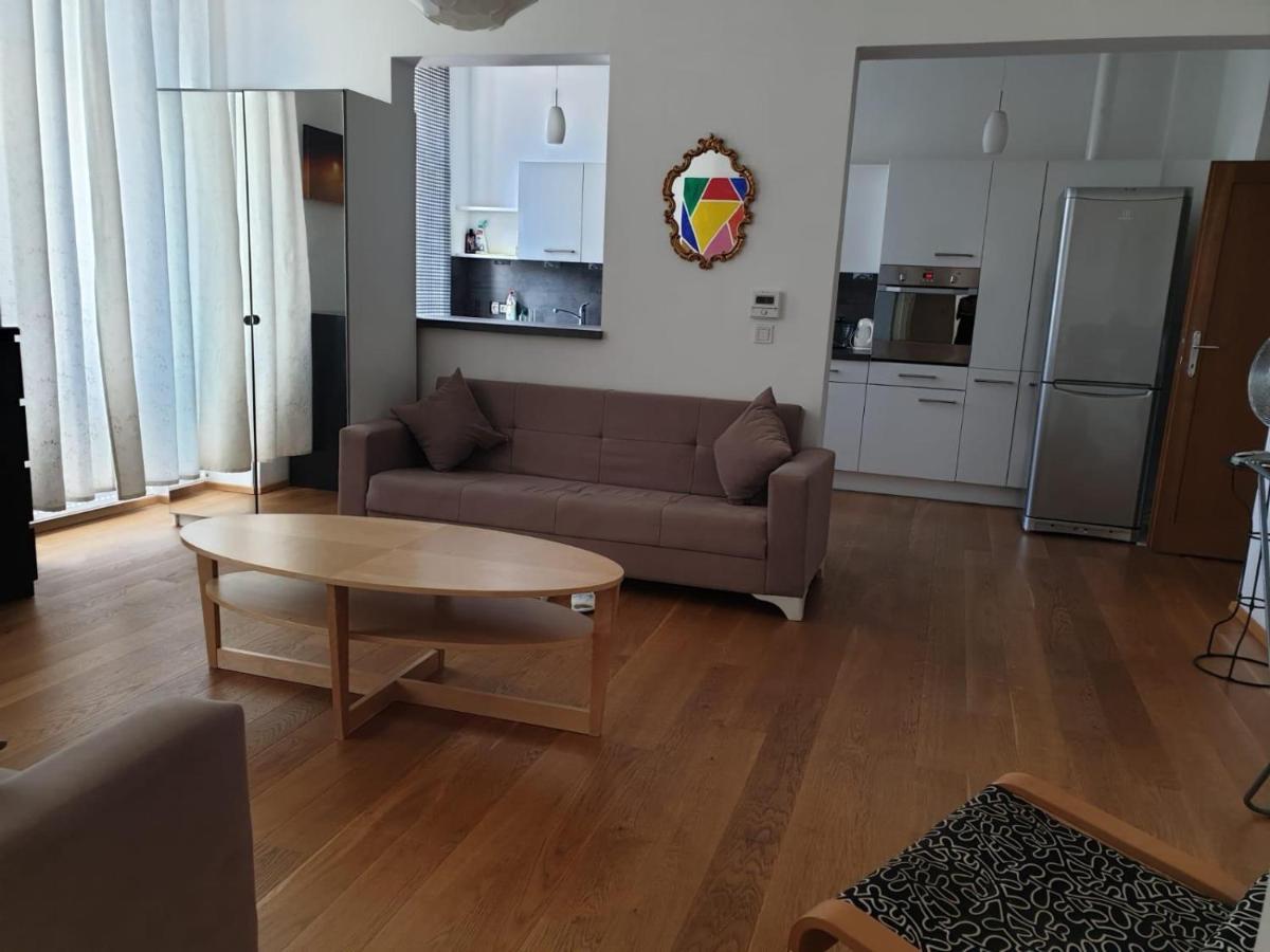 Deluxe Apartment 5P Mm Вена Экстерьер фото